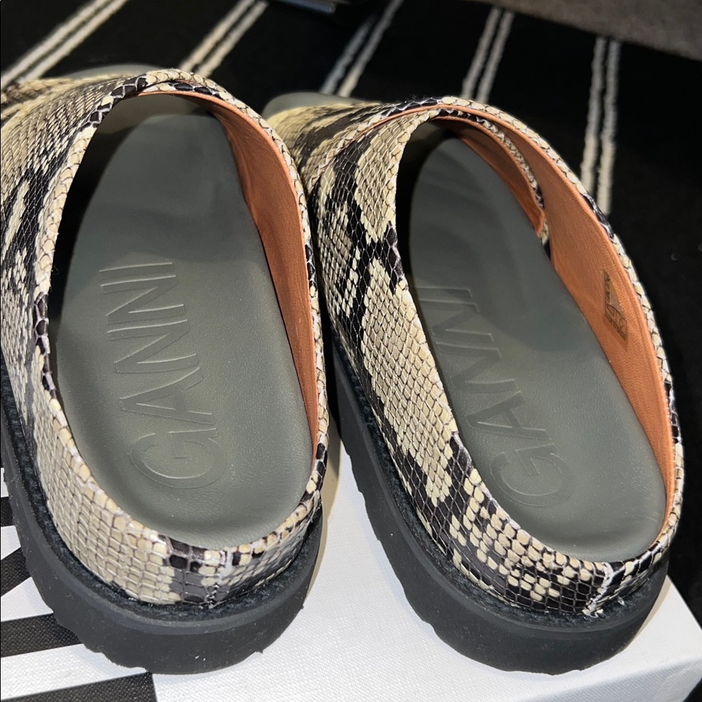 Ganni Olive Green Snakeskin Print Crossover Sandals - Picture 5 of 11